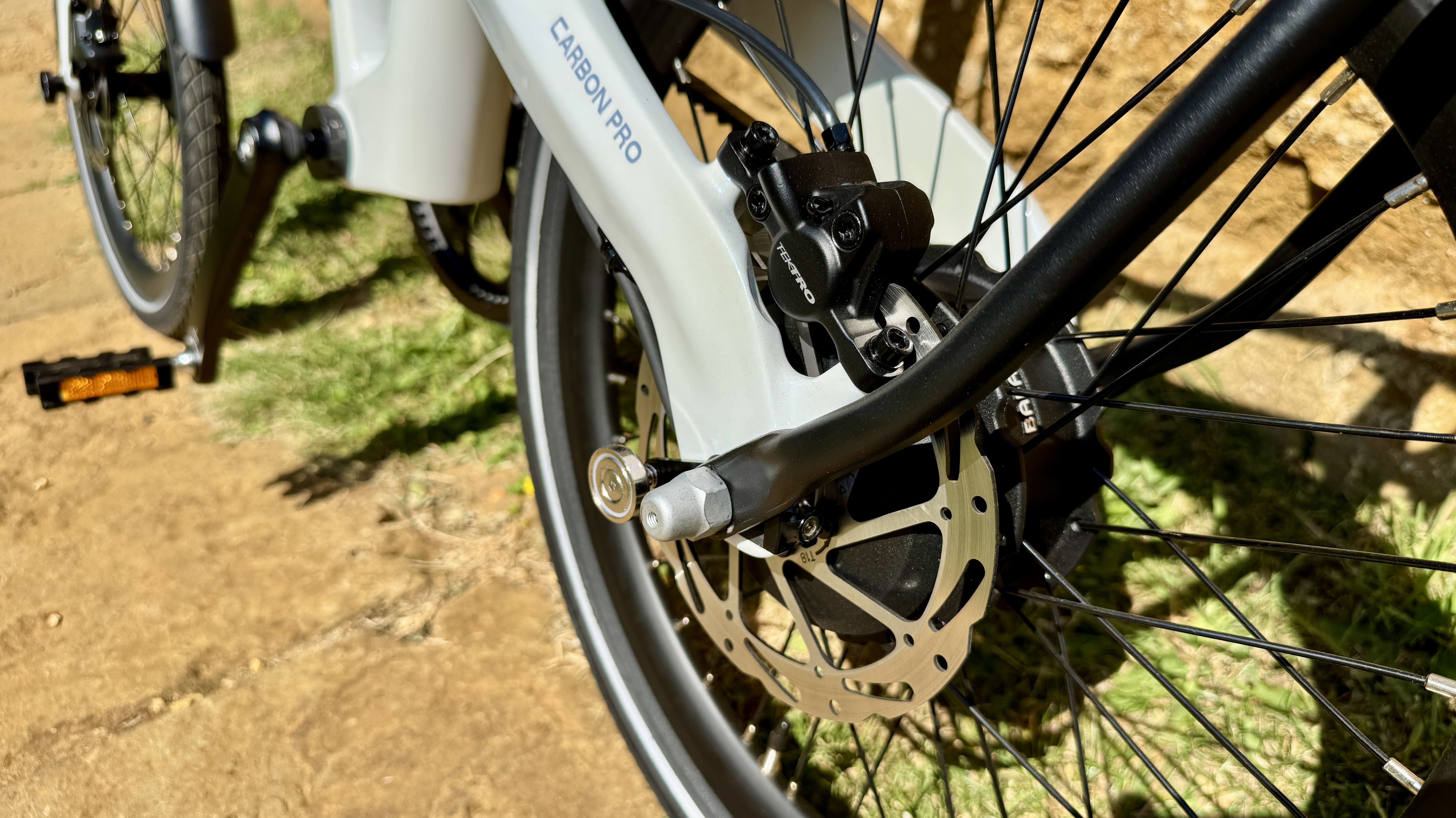ADO Air Carbon Pro folding e-bike review