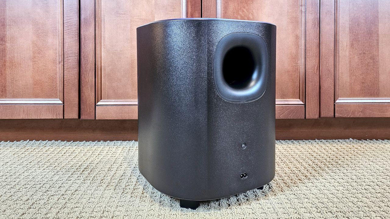JBL Bar 1000MK2 subwoofer on floor