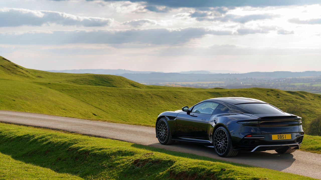 Aston Martin DBS 770 Ultimate