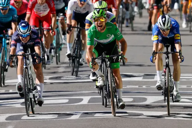 La vittoria di Mark Cavendish a Carcassonne (foto: Getty Sport)