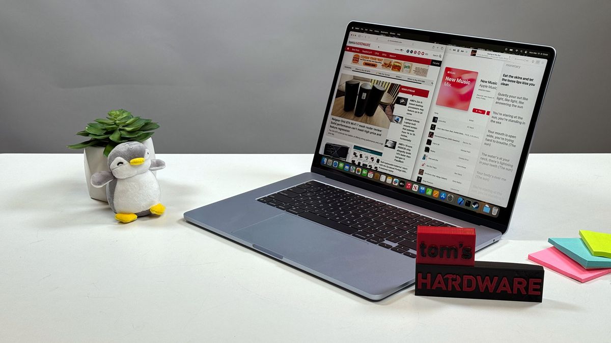 MacBook Air (M4, 2025)