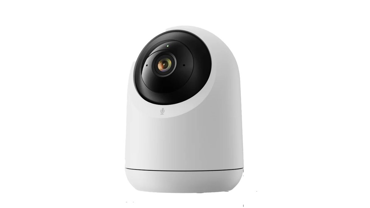 The SwitchBot 3 security camera on a white background