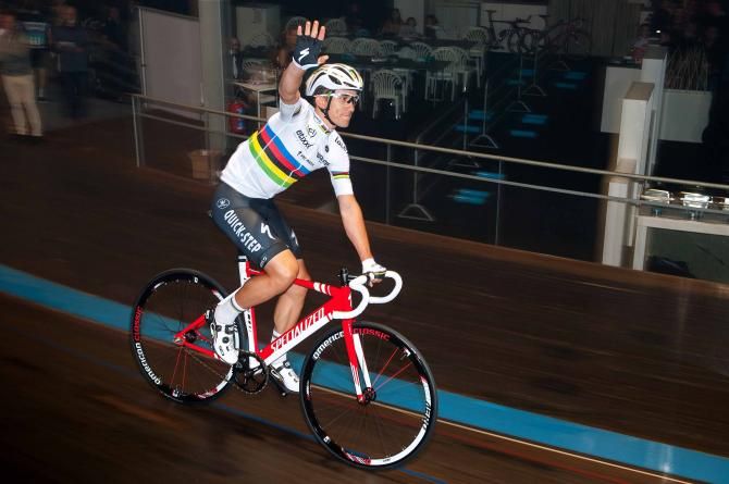 Michal Kwiatkowski salutes the fans