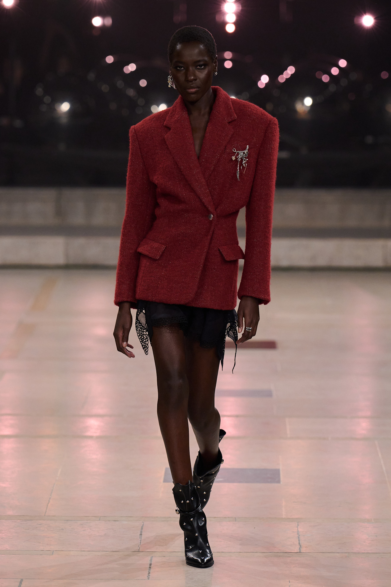 Model on the Isabel Marant fall/winter 2025 runway.