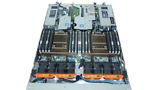 A photograph of the Dell EMC PowerEdge R650's internal layout