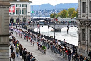 Picture by Ed SykesSWpixcom 29092024 2024 UCI Road and Paracycling Road World Championships Zurich Switzerland Men Elite Road Race The Break away Jan Tratnik Slovenia Tadej Pogaar Slovenia