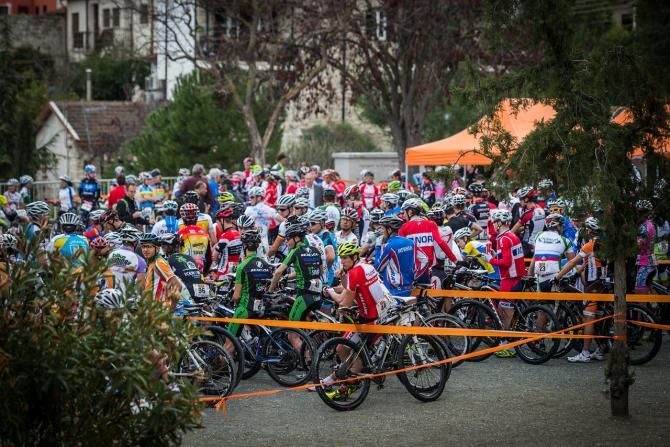 Racers lined up at the start