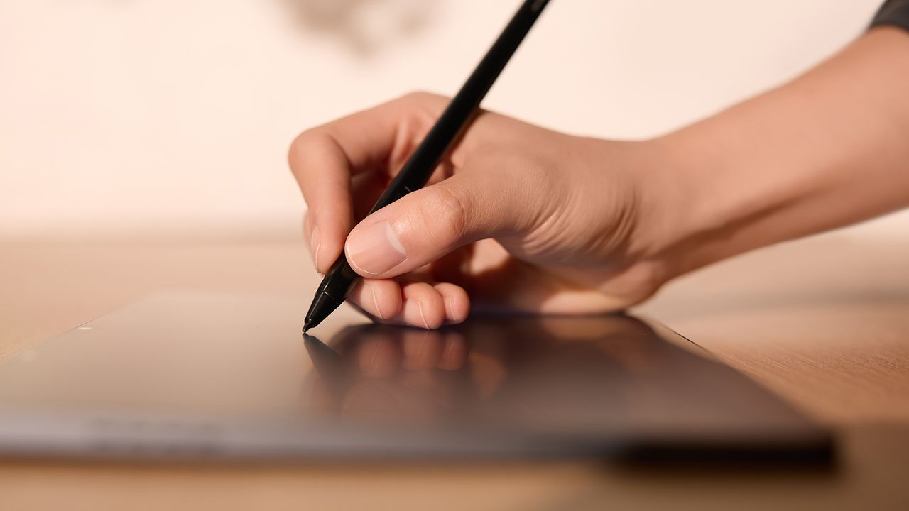 Move over Kindle Colorsoft, TCL could be coming with the best of both worlds