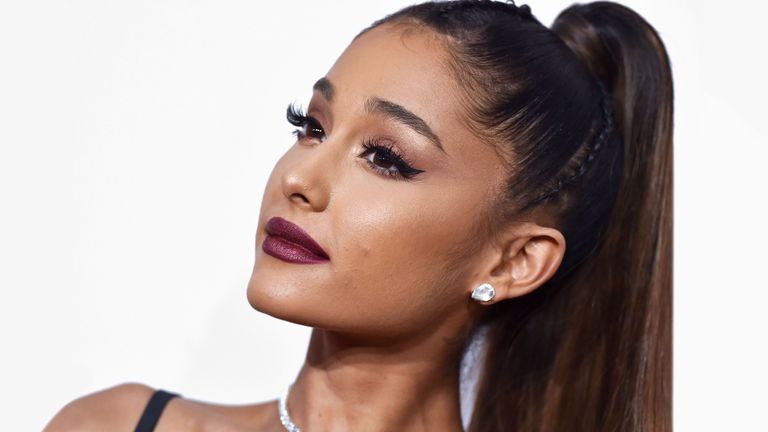 Hair, Face, Eyebrow, Skin, Hairstyle, Cheek, Chin, Lip, Nose, Ear,