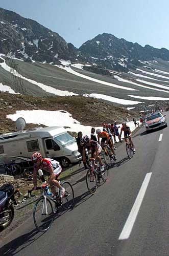 Cadel Evans (Davitamon-Lotto) will need to step up his form in a few weeks' time.