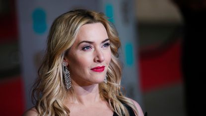 LONDON, ENGLAND - FEBRUARY 14: Kate Winslet attends the EE British Academy Film Awards at The Royal Opera House on February 14, 2016 in London, England. (Photo by John Phillips/Getty Images)