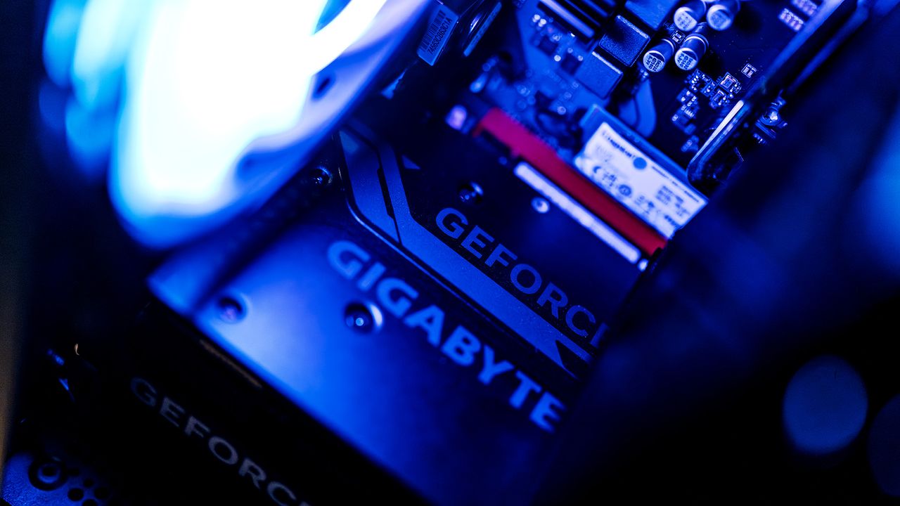 ABS Cyclone Ruby gaming PC
