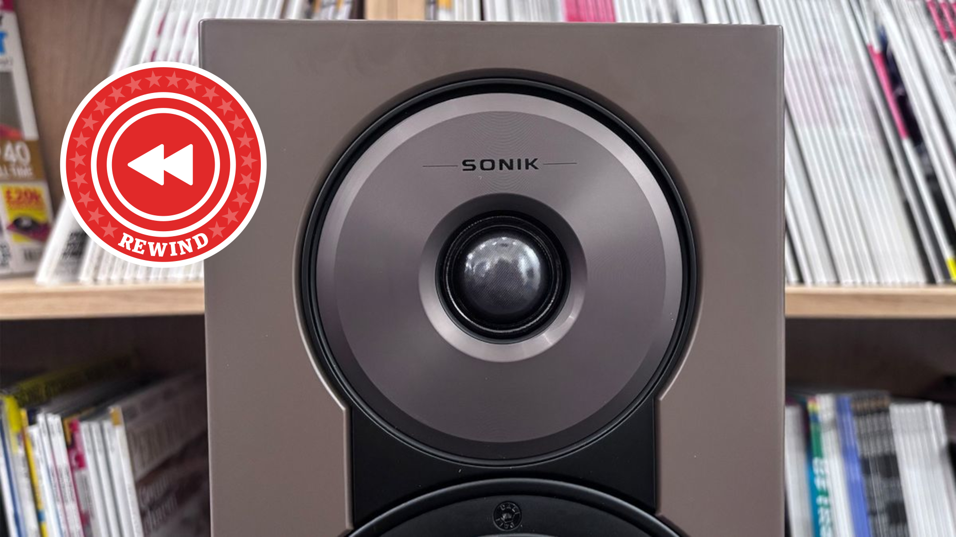 Dali Sonik 5 with Rewind logo
