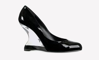 A/W 2007 décolleté in patent leather with plexiglas F-shaped wedge heel