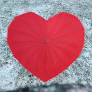 heart shaped umbrella with floor