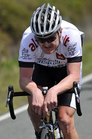 Floyd Landis tries to break away in the final kilometres