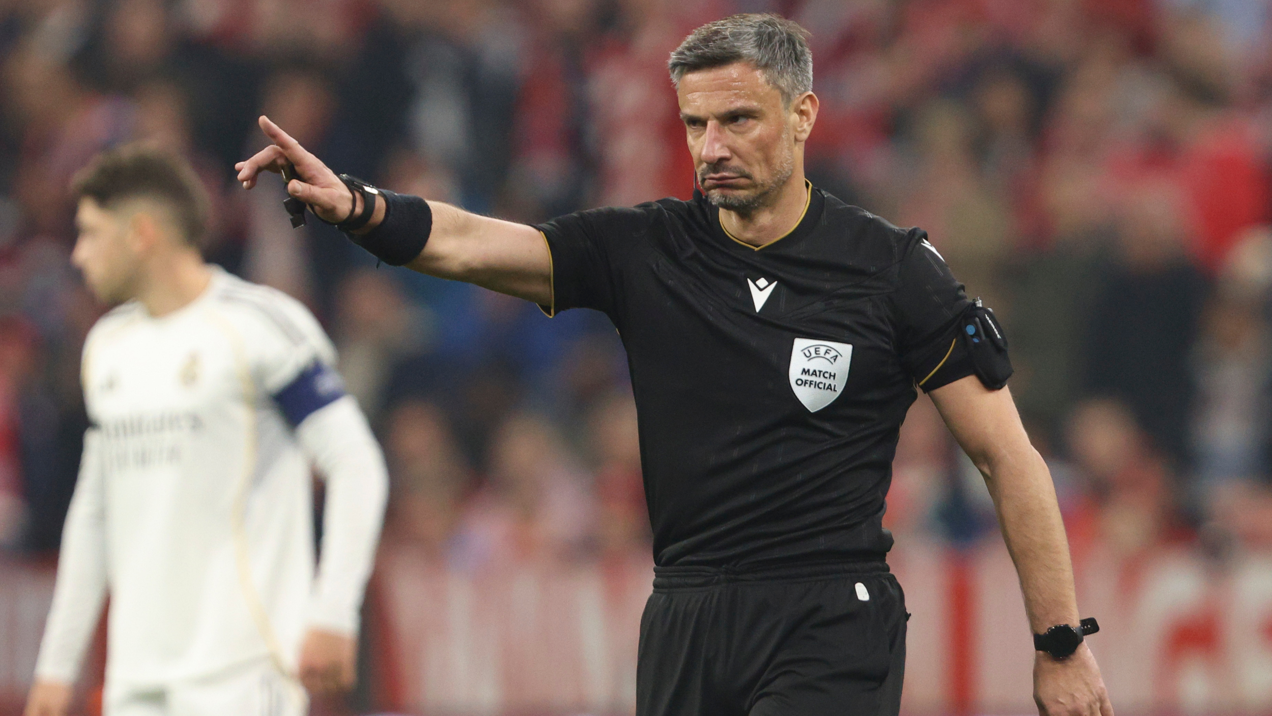 Referee Slavko Vincic during the Champions League clash between Real Madrid and Bayern Munich