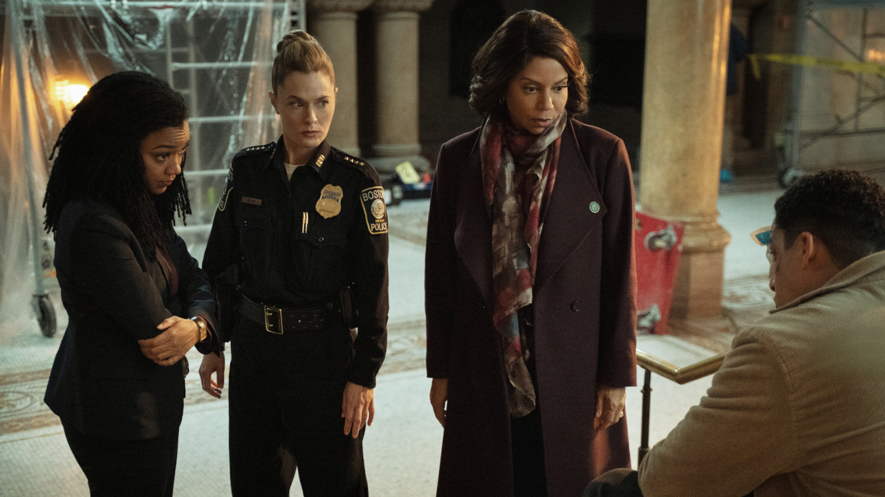 (L-R): Sonequa Martin-Green as Lena Silver, Maggie Lawson as Sarah Silver, Gloria Reuben as Mae Silver, and Marcus Scribner as Jonah Silver