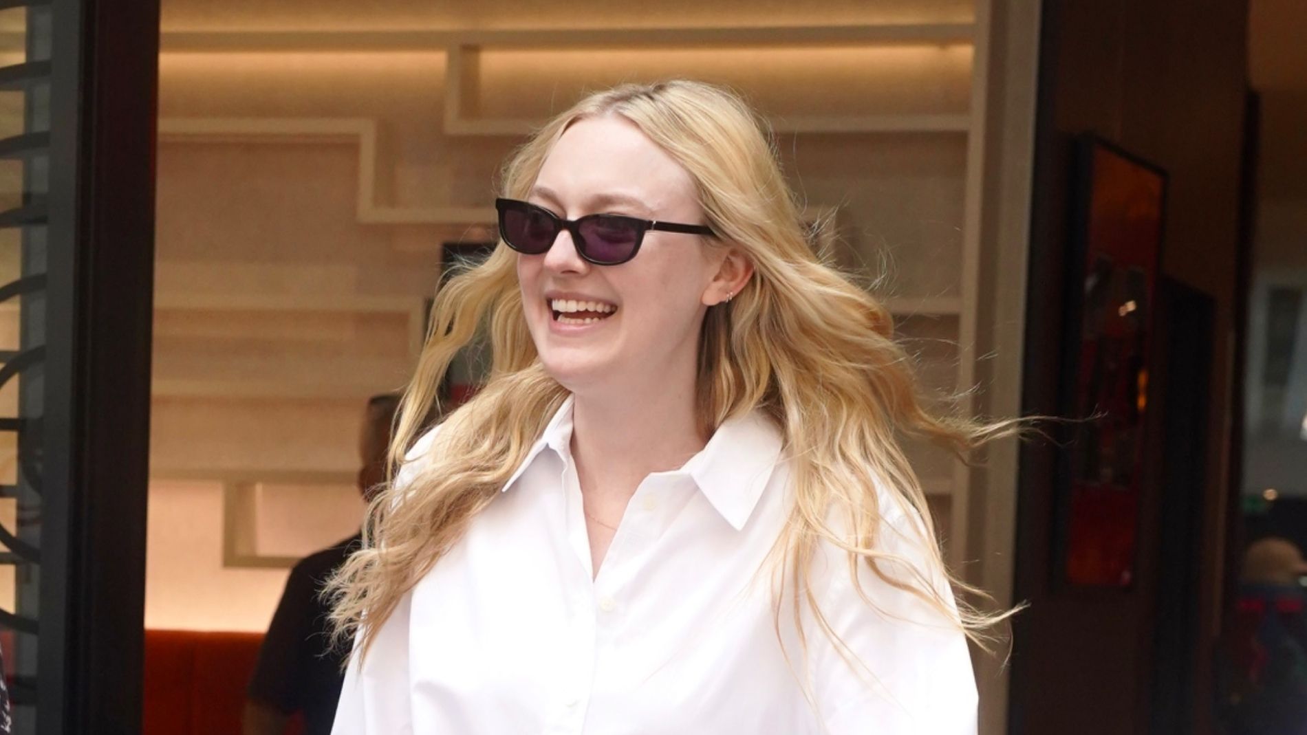 American Celebs in Paris Wear This Shoe Trend to Blend in With French Girls