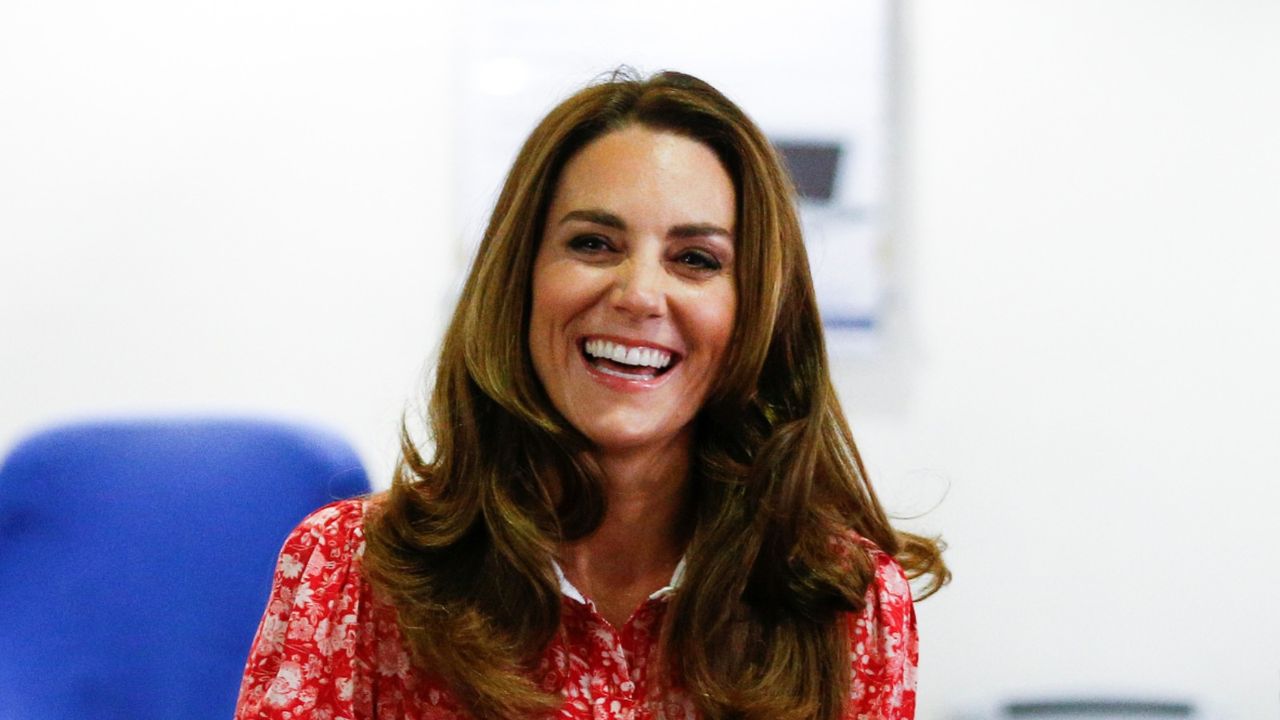 kate middleton laughing