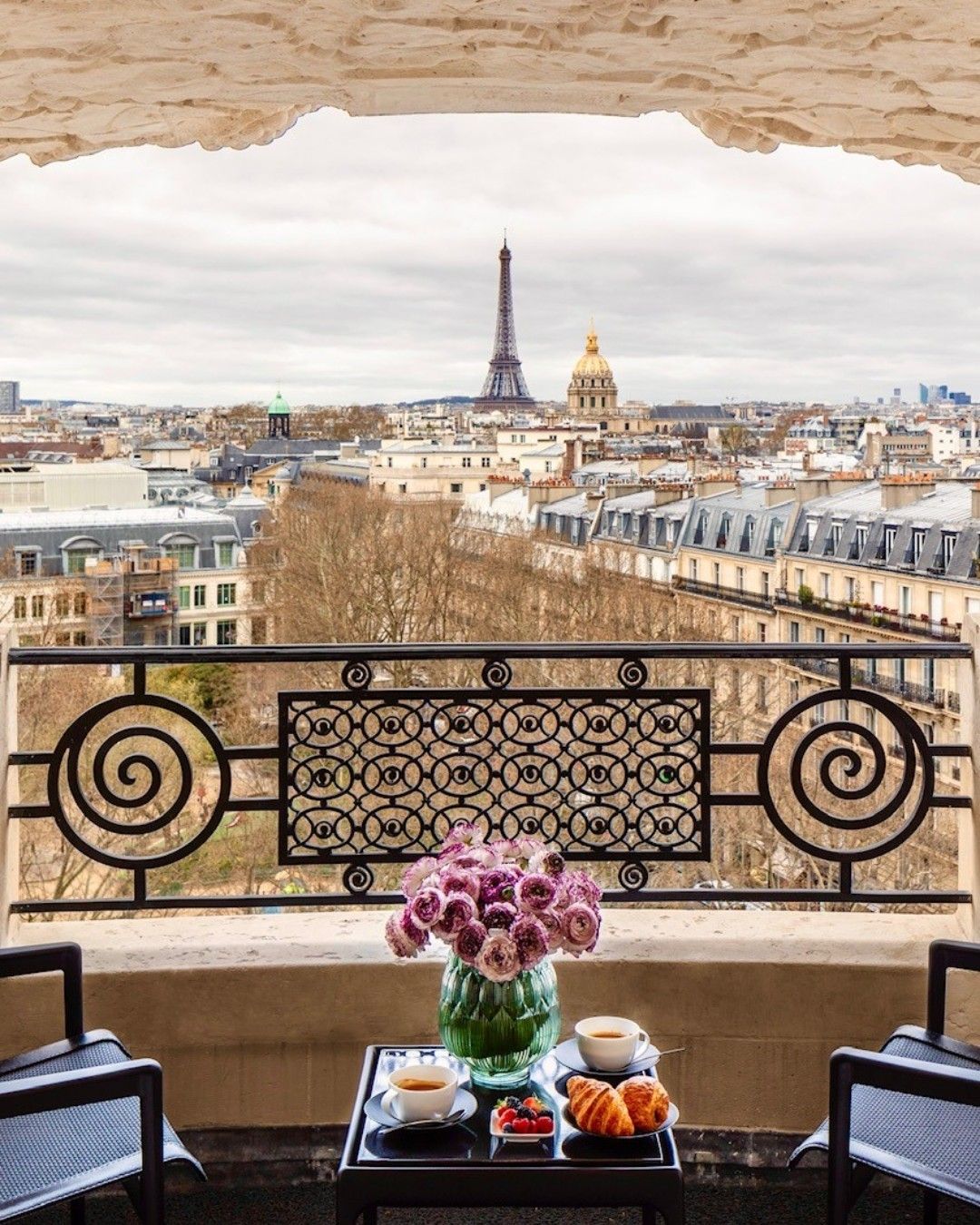 Travel Guide to Paris, France: Best Hotels, Restaurants, and Places To ...