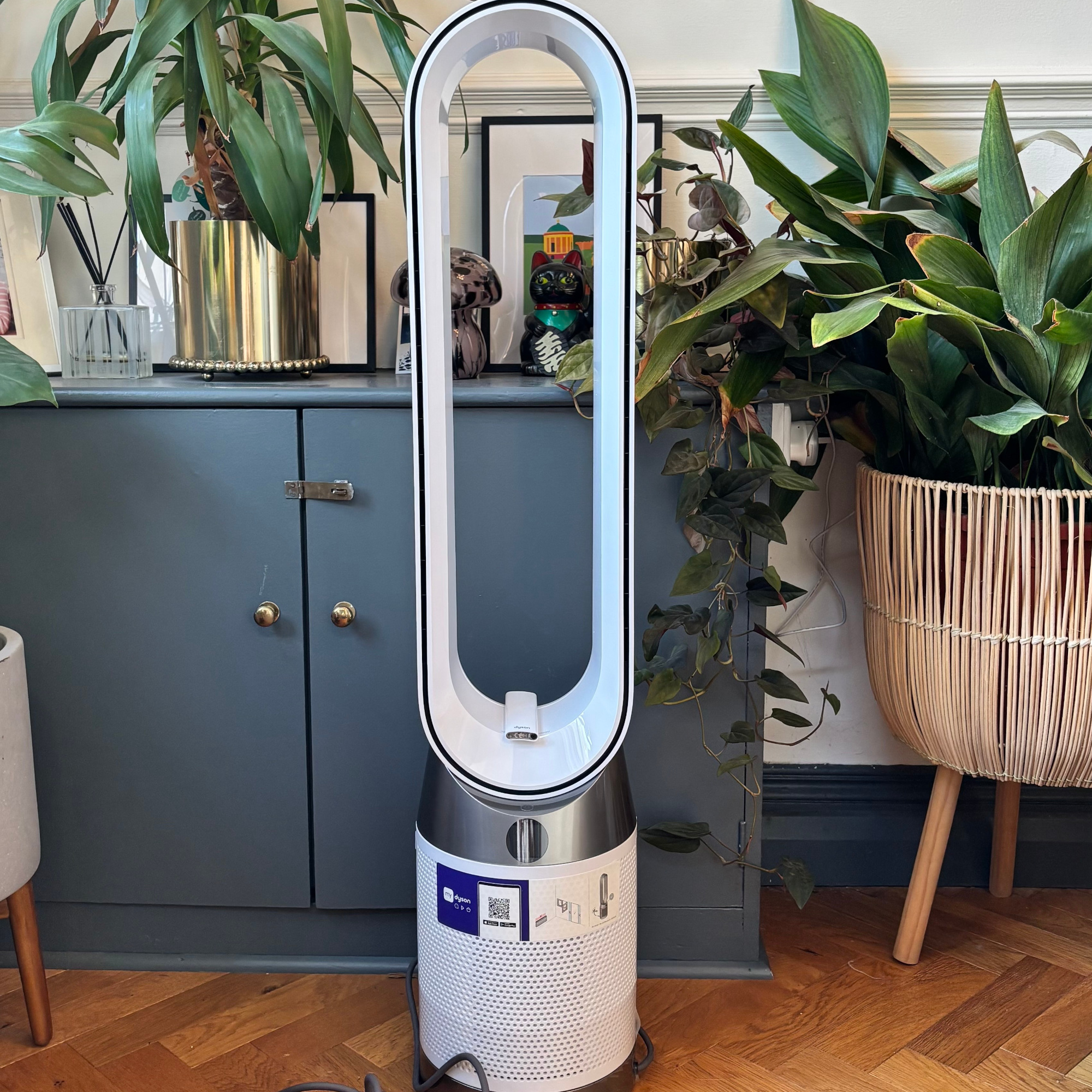 dyson purifier cool pc1 fan in a hallway