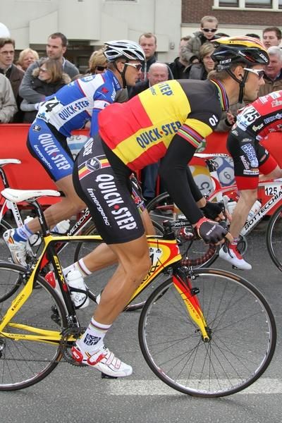 Tom Boonen (Quick Step) rolls away at the start of the race.