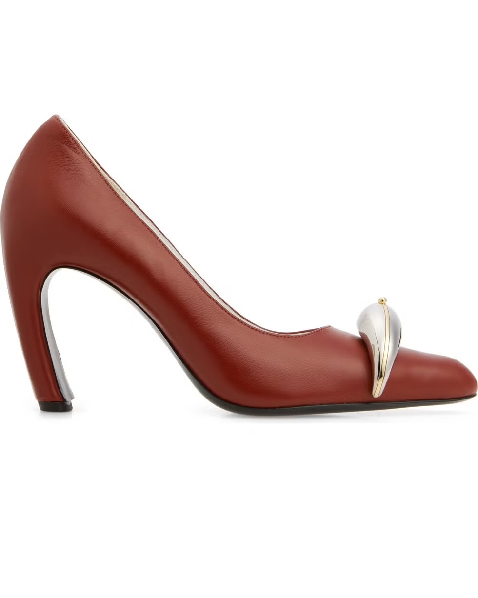 Pierced Pump in Black, Size 10