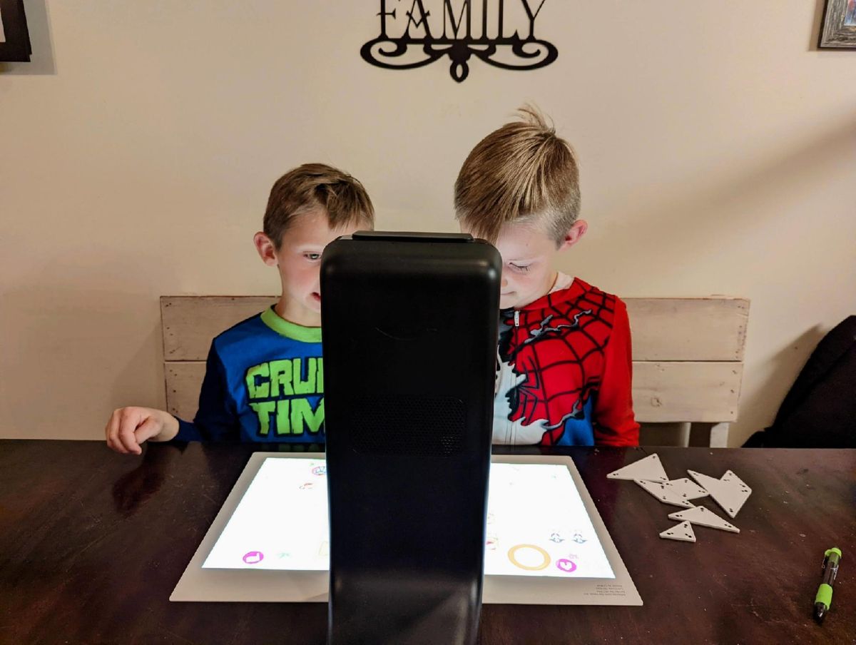 Amazon Glow review: A fun way for kids and long-distance loved ones to glow up t..