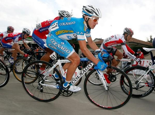 Domenico Pozzovivo (Colnago - CSF Inox) is still inside the top 20 overall.