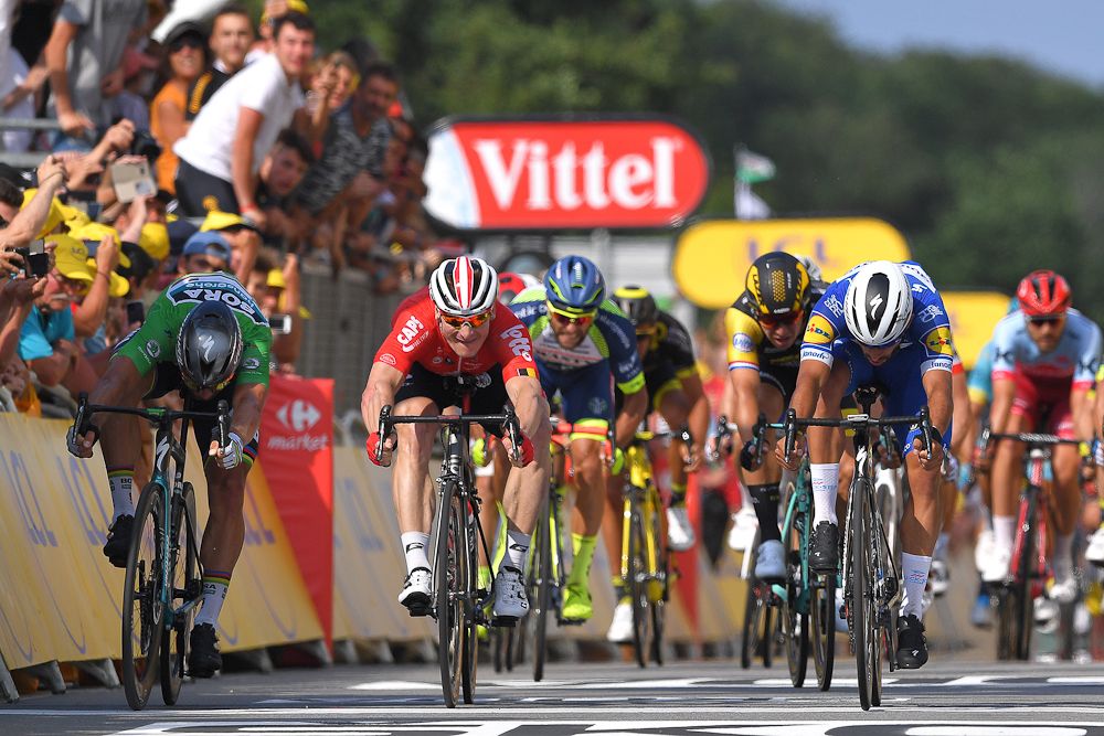 Fernando Gaviria (Quick-Step Floors) wins stage 4 at the Tour de France