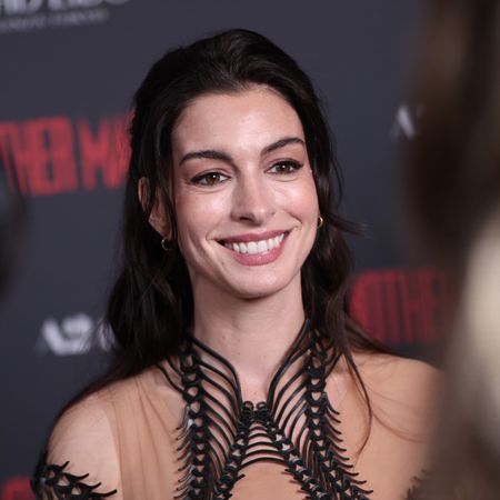 anne hathaway