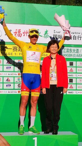Davidenok in the leader's jersey