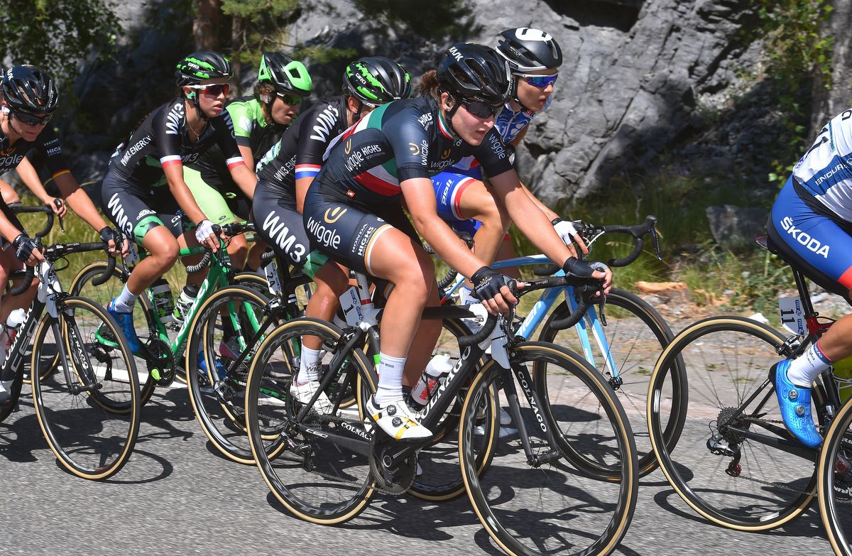 Elisa Longo Borghini (Wiggle High5) sitting in the peloton