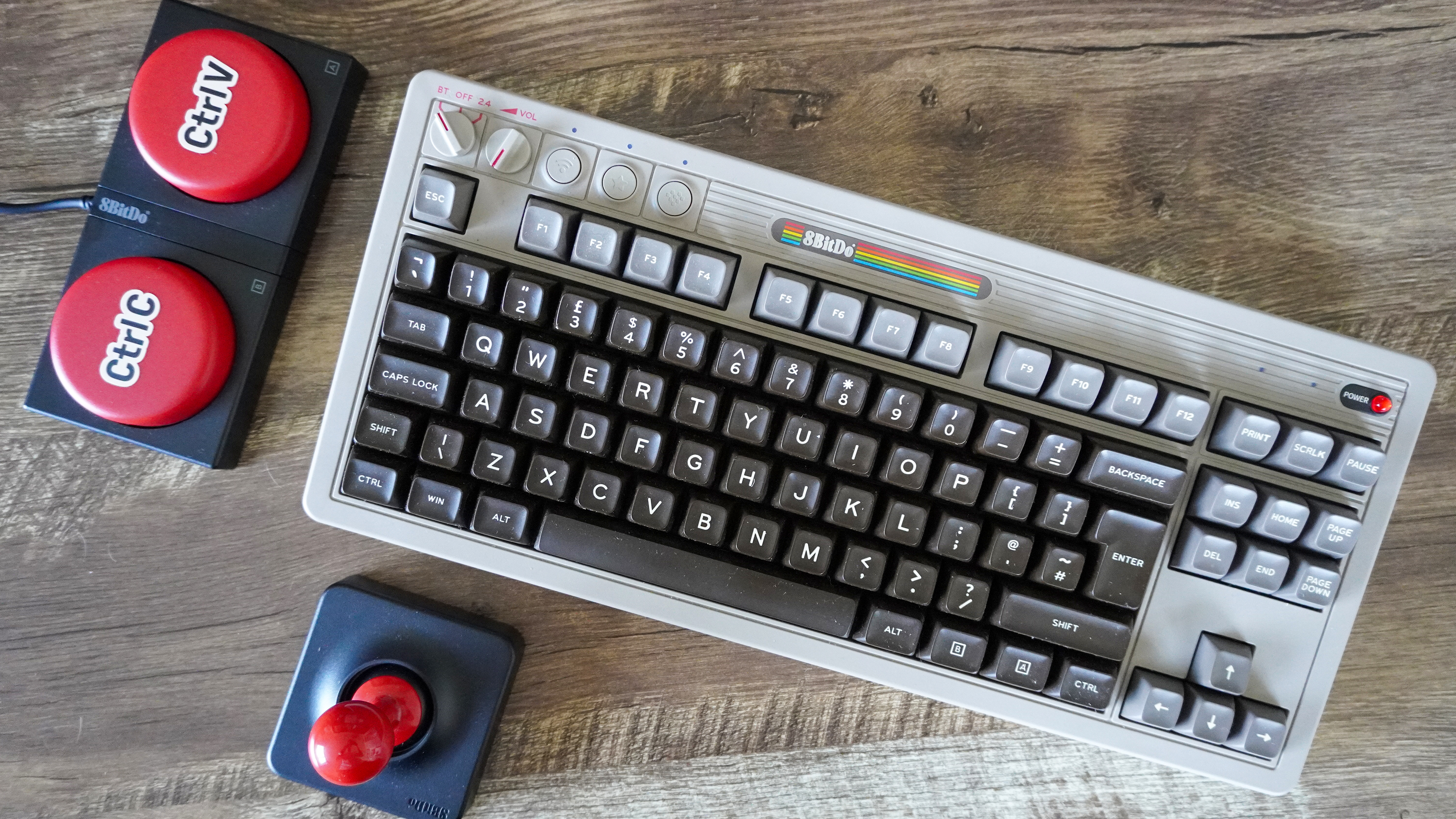 8bitdo retro mechanical keyboard - C64 edition