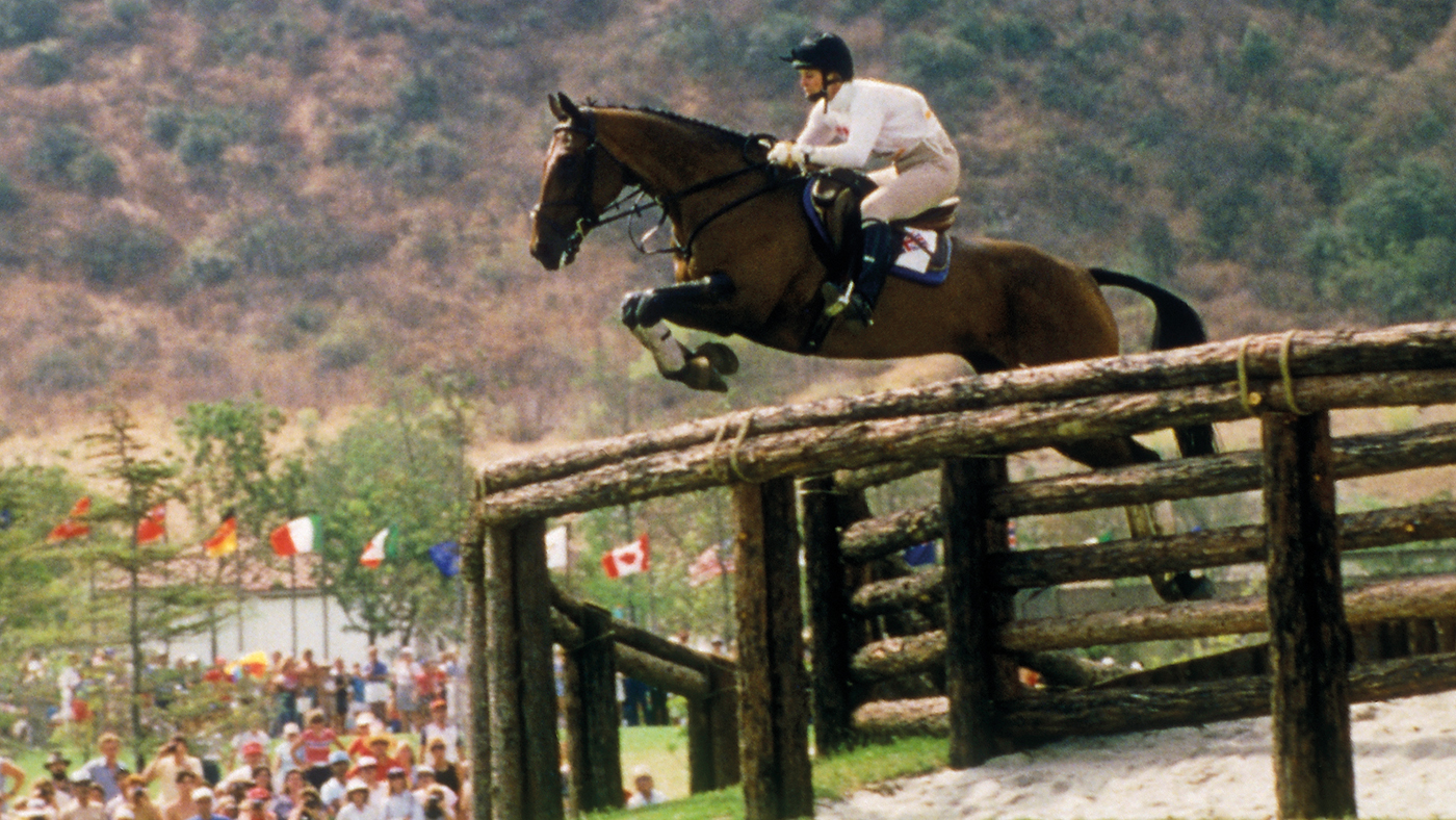 Ginny Holgate (GBR) and Priceless