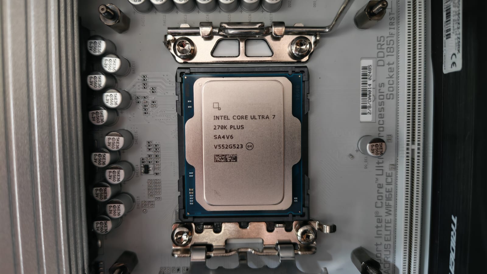 A straight-on image of the branding on the Intel Core Ultra 7 270K Plus