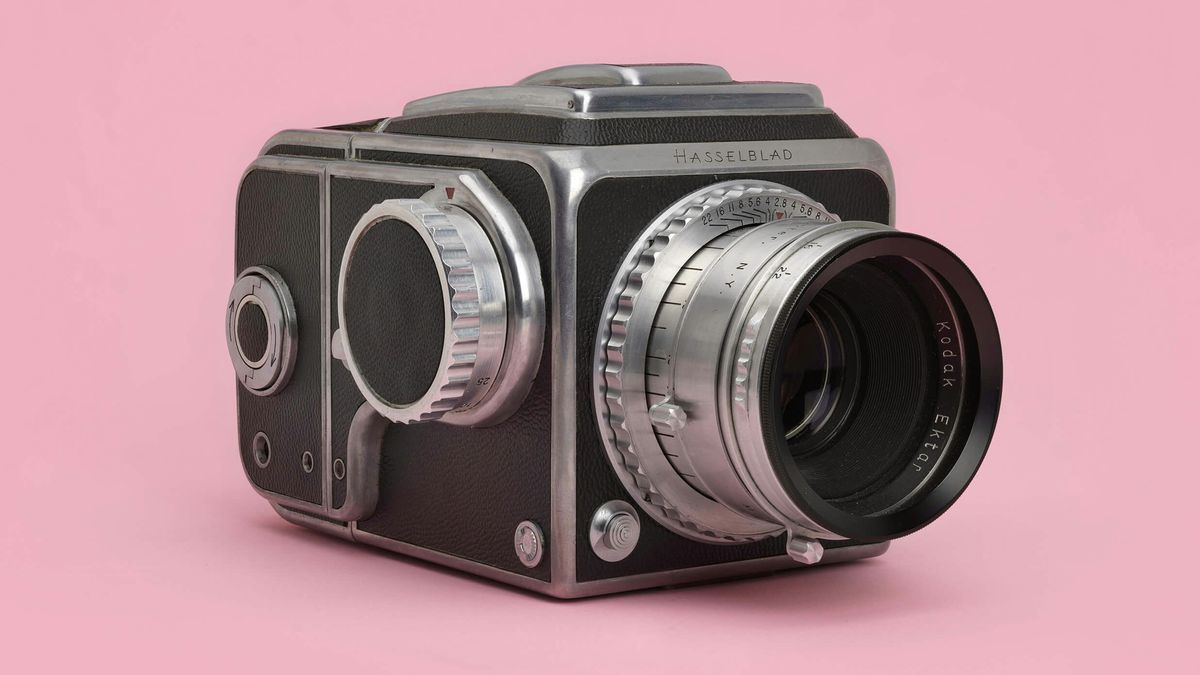 Hasselblad 1600F against a pink background
