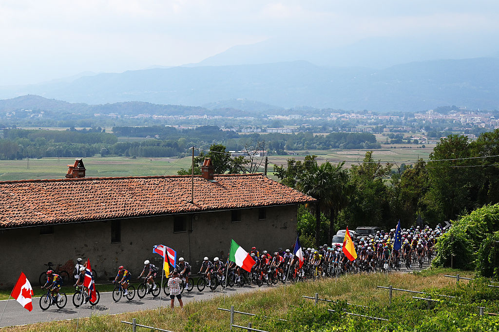 Vuelta a España stage 2 LIVE: GC action expected on the first summit finish of the race