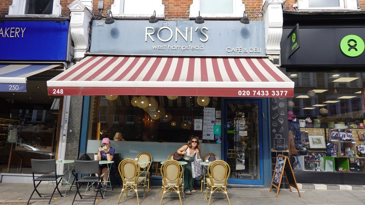 Roni's, West Hampstead
