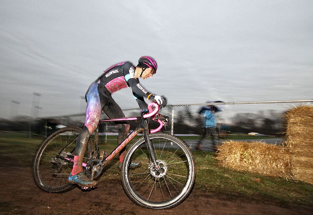 Kerry Warner (Kona) on the last lap