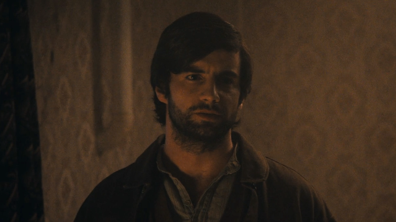 Louis Boyer als Chris Grant in de finale van seizoen 1 van Pony's