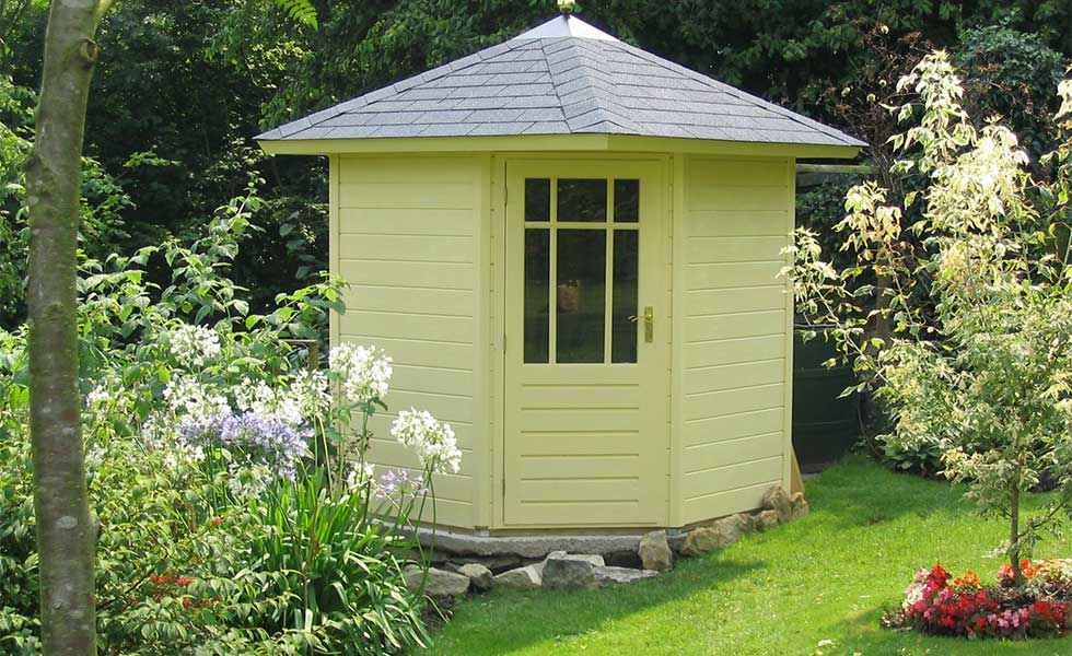 How to choose your garden shed | Real Homes
