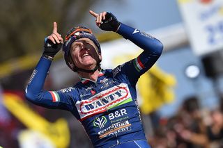 Enrico Gasparotto wins the 2016 Amstel Gold Race
