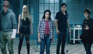 The New Mutants cast lines up in a common room