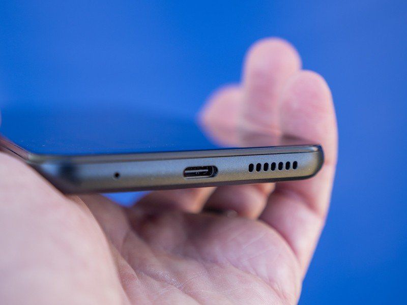 Moto G Power 2022 Bottom