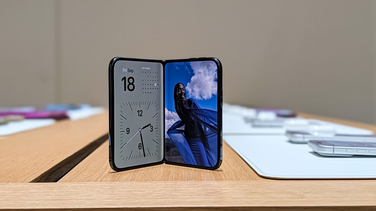 Apple iPhone Duo hands-on testing at Android Central