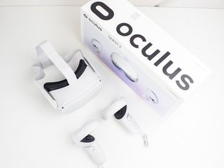 Oculus Quest 2 With Controllers