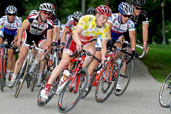 James Stemper (KENDA Pro Cycling pb GEARGRINDER) in yellow.
