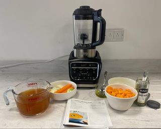 Making a smooth butternut squash soup in the Ninja Foodi Blender & Soup Maker.jpg Making a smooth butternut squash soup in the Ninja Foodi Blender & Soup Maker